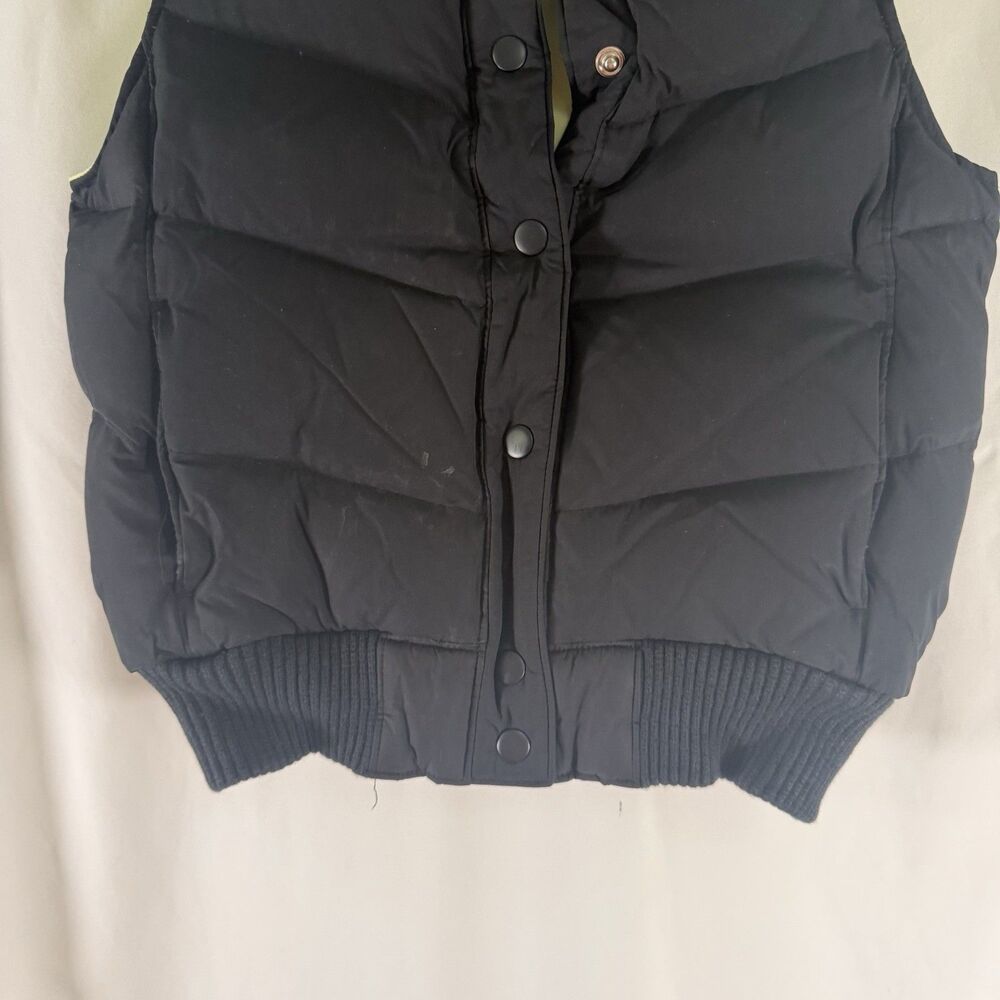 Gap Down Puffer Vest Women's XS Black Snap Front Turtleneck Sleeveless - Picture 5 of 9